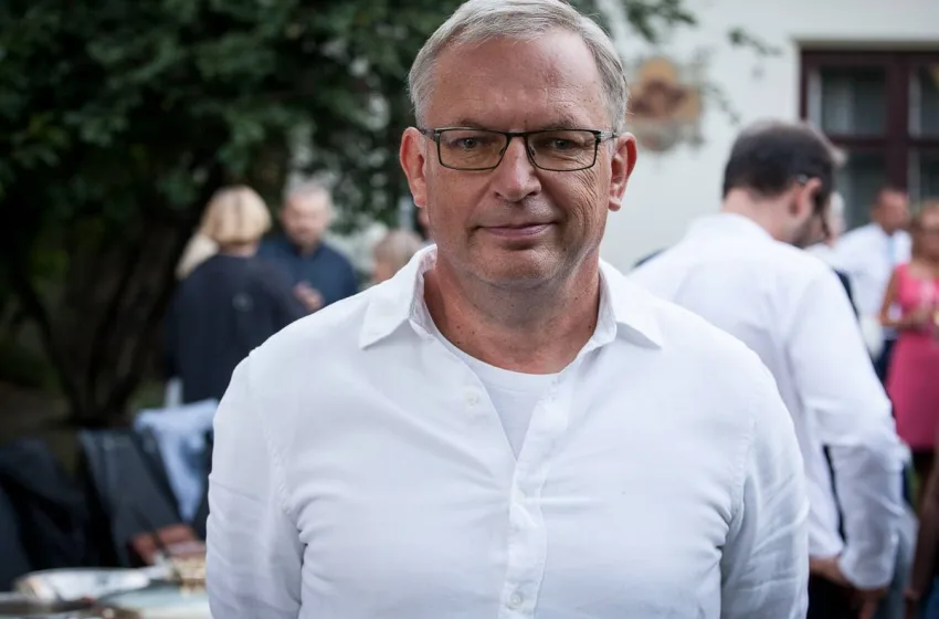 Почина Карел Шварценберг, поранешен министер за надворешни работи на Чешката Република