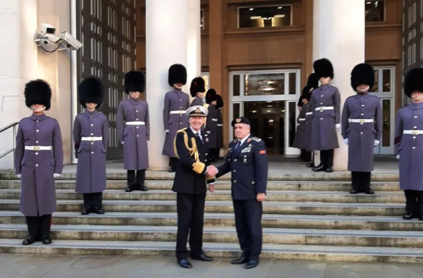 Средба на генералот Ѓурчиновски со адмирал Сер Антони Радакин во рамки на посетата на Вооружените сили на Обединетото Кралство, Соопштение