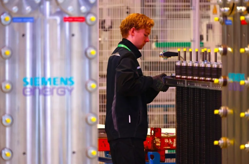 SIEMENS ENERGY ОТВОРИ ГИГАФАБРИКА ЗА ЕЛЕКТРОЛИЗА ВО БЕРЛИН: Постојката ќе има капацитет од 1 гигават