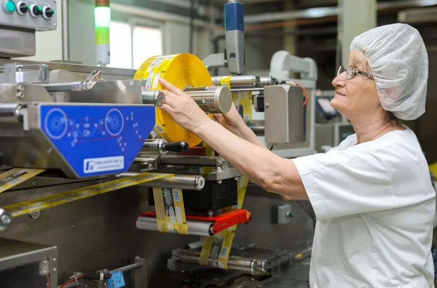  Бектеши потврди: Минимална плата 22.500 денари