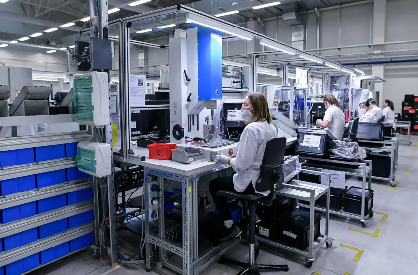  ПЛАТА И НАД 1.000 ЕВРА, АМА НЕ СЕ ПРОГРАМЕРИ: „Можеш да заработиш ако ги засукаш ракавите!“