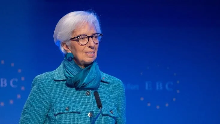  Европската централна банка ја предупреди Германија да го реши „буџетскиот хаос“