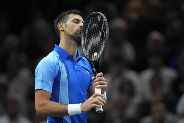  Ѓоковиќ и со стомачен вирус е пресилен за ривалите