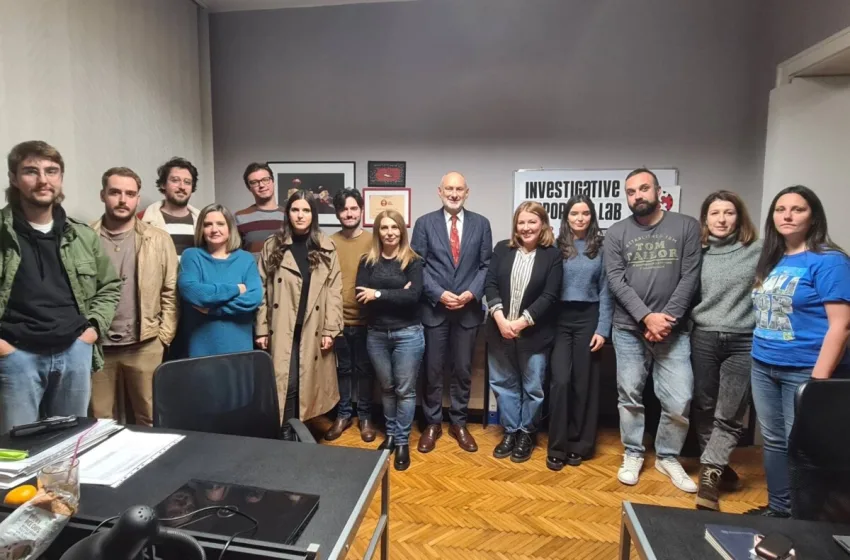  Гир во посета на ИРЛ: Истражувачкото новинарство игра клучна улога во демократијата