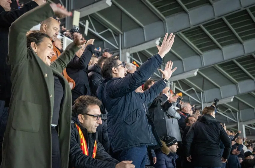  Пендаровски: Браво момци! Храбра игра на македонската репрезентација со тимски дух