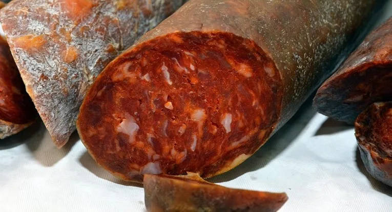  Поради салмонела повлечен кулен од пазарот