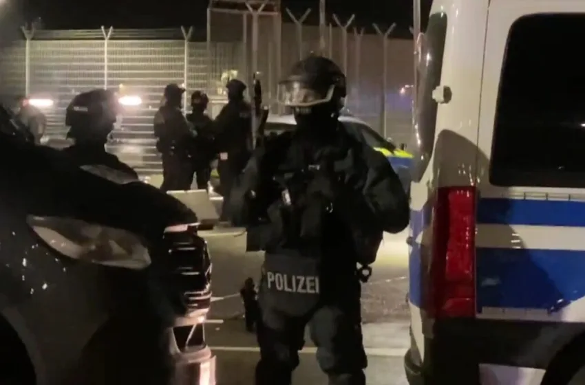  ПО 18 ЧАСА: Заврши заложничката криза во Хамбург