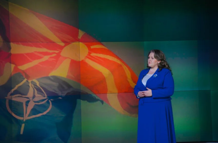  Петровска во Дневникот на МРТ: продолжуваме со поддршката за Украина, во Северна Македонија реализирана првата обука на украински војници