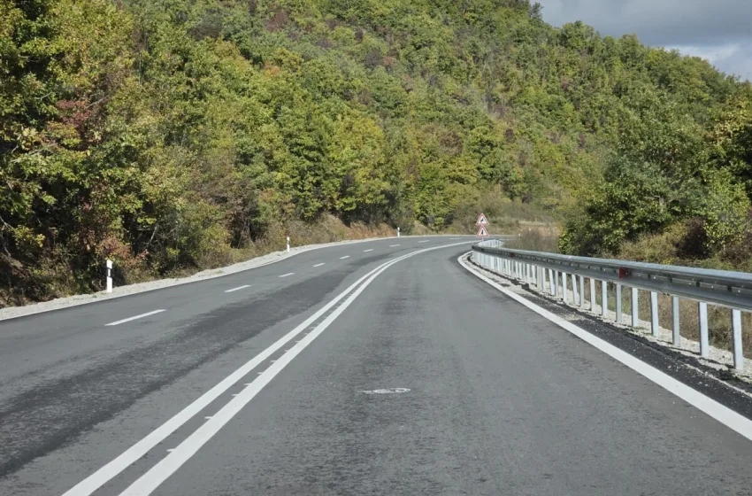  Ковачевски: Со новиот рехабилитиран пат Подмоље-Струга-Ќафасан овозможуваме поинтензивна регионална соработка, економски раст и напредок