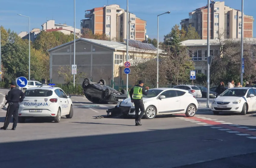 Превртено возило на новоотворениот булевар „Васко Карангелевски“ во Аеродром (Фото)