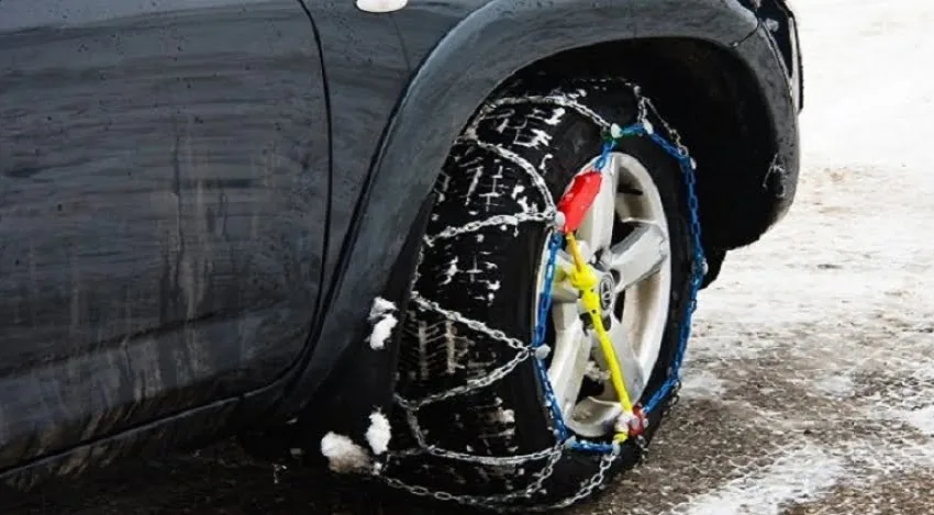  Од среда задолжителна зимска опрема – што се треба да имате за да не ве казнат?