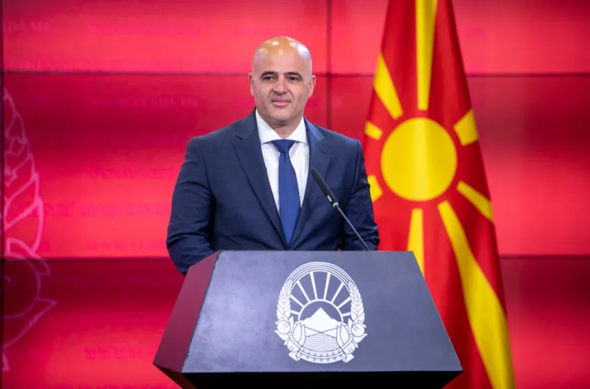 Ковачевски ќе ја слави Новата година во кафуле: Така било со години, после една-две пијачки..