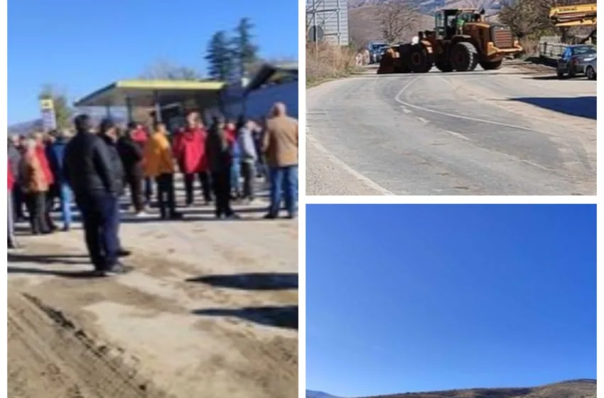  „НЕ БИДТЕ СЛЕПИ, ГЛУВИ И НЕМИ“: ВРАБОТЕНИТЕ ОД ЕУРОНИКЕЛ ПОВТОРНО ПРОЕСТИРАА: Од понеделник доаѓаат во Скопје