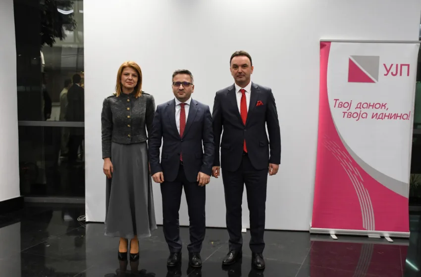  Бесими: Даночните работници имаат клучна улога во борбата со неформалната економија