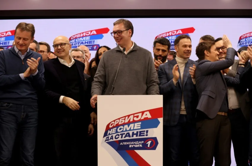  ВУЧИЌ ПРОГЛАСИ ТРИУМФ, ОРБАН ПРВ ЧЕСТИТАШЕ: За опозицијата изборите се „кражба без преседан“