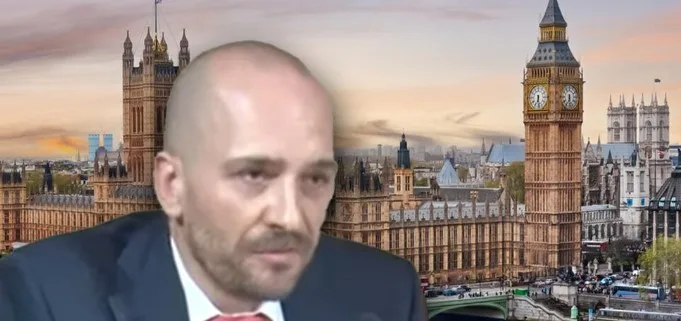  ЛАЖЕЛ ДЕКА БЕГА ОД ВОЈНАТА ВО КОСОВО, A ДОШОЛ ОД АЛБАНИЈА:  Човек кој илегално влегол во Британија, стана амбасадор