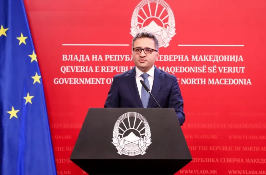  Владата ќе субвенционира зголемување на плати, но само во три дејности