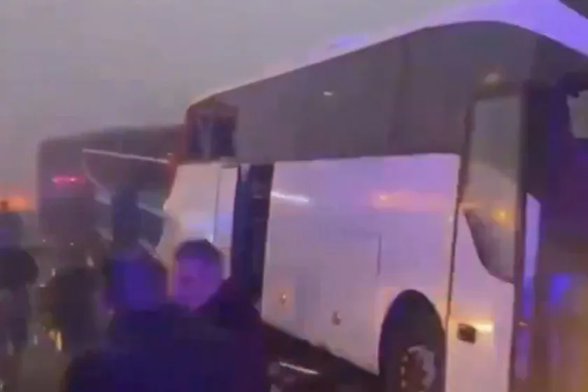  ВЕРИЖНА СООБРАЌАЈНА НЕЗГОДА ВО ТУРЦИЈА: 11 лица загинаа, а над 50 се повредени (ВИДЕО)