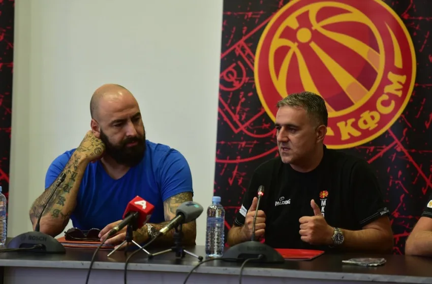  Селектор на Македонија „сакал“ да гледа кошаркари како се тушираат голи!? (ВИДЕО)