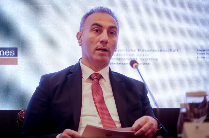  Груби: Се кладев дека автопатите на Бехтел и Енка ќе се изградат побрзо отколку Кичево-Охрид