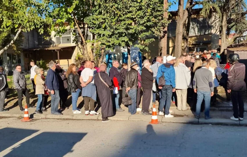  Пунктот за промена на лични документи без закажување во ПС „Пролет” и шалтерите за издавање готови документи во МРТВ и Беко ќе работат и во сабота