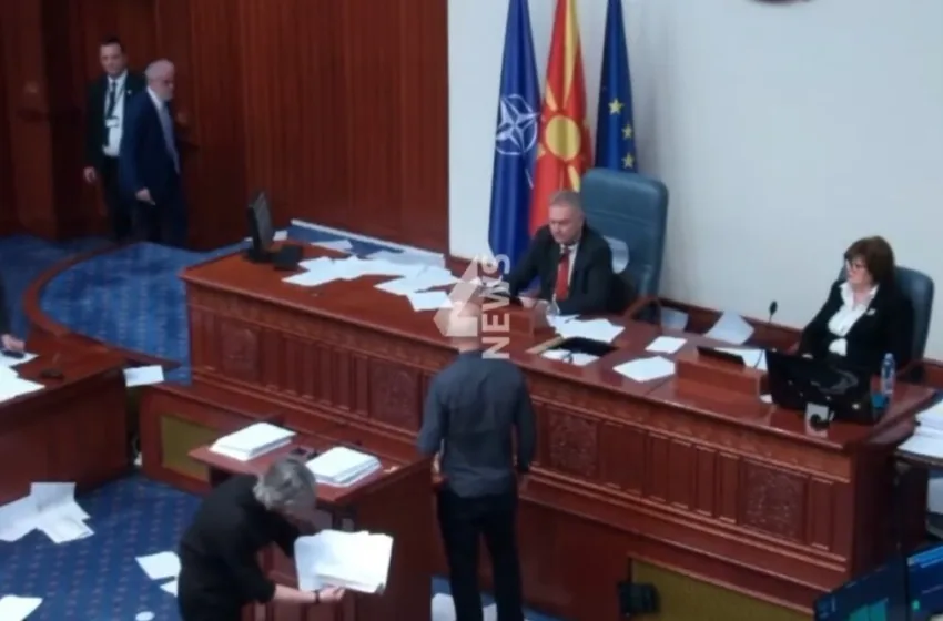 Пратениците на Левица со кривична против собранискиот спикер Џафери