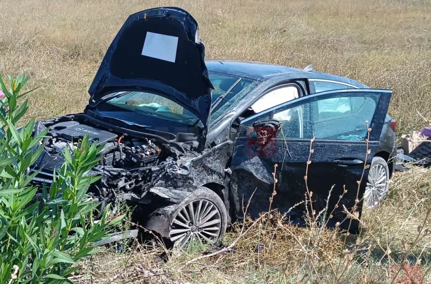  Жител на село Агларци загина во сообраќајна несреќа, неговите малолетни деца се тешко повредни 