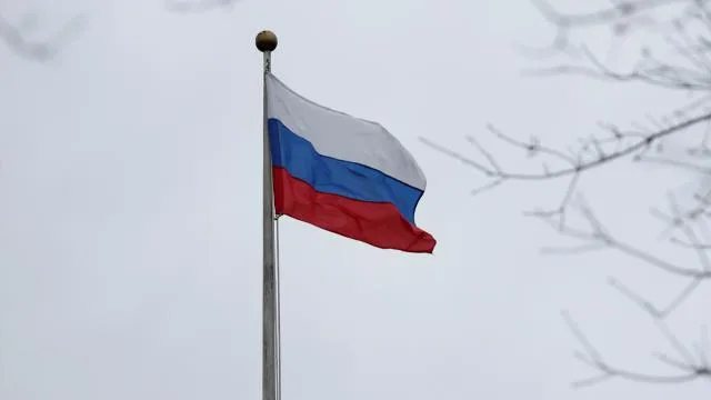 ВИДЕО Ужас во Русија: Ученичка пукала во училиште, па си го одзела животот