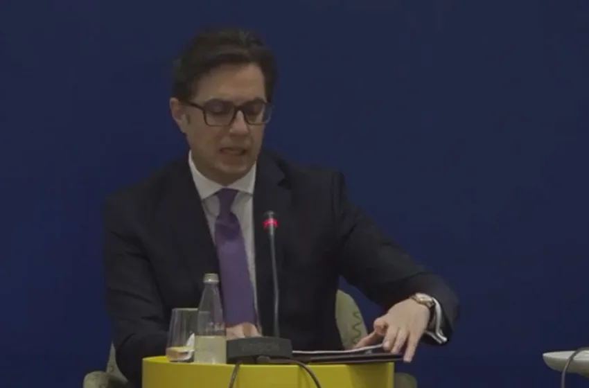  Пендаровски: Функционерите мора да работат и да градат, без да крадат, корупцијата најголем проблем за граѓаните