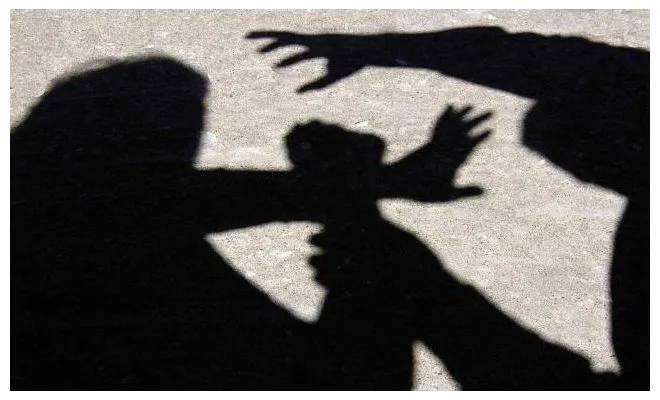  45-годишен маж претепан од екс партнерката, за да се одбрани ја турнал!