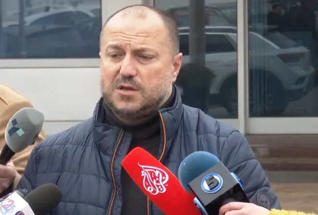 „Татко ми работеше во М-НАВ, но јас бев „принуден“ да и поминам обуките и испитите“, вели синдикалецот Тасевски за непотизмот