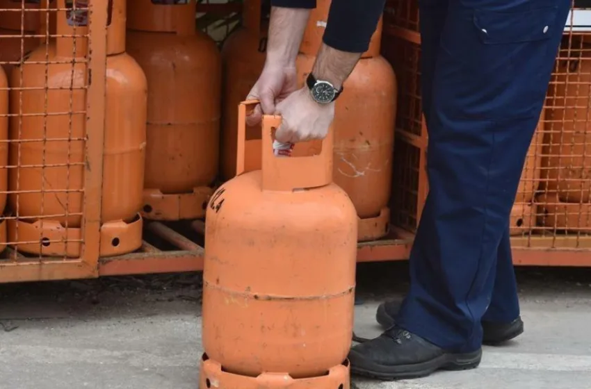 Во стабилна состојба е повредениот од експлозијата со плинска боца во Куманово!