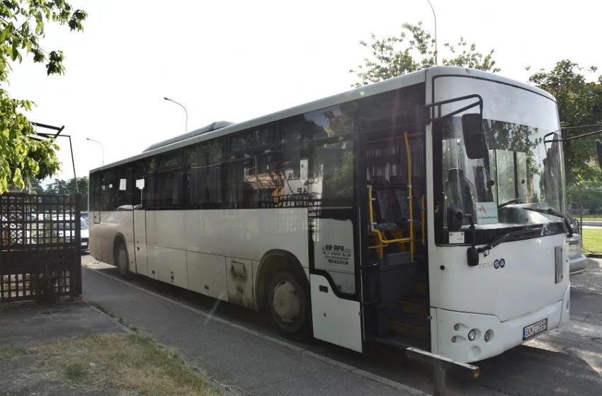  Директор на кочанско средно училиште незаконски делел пари на туристички агенции