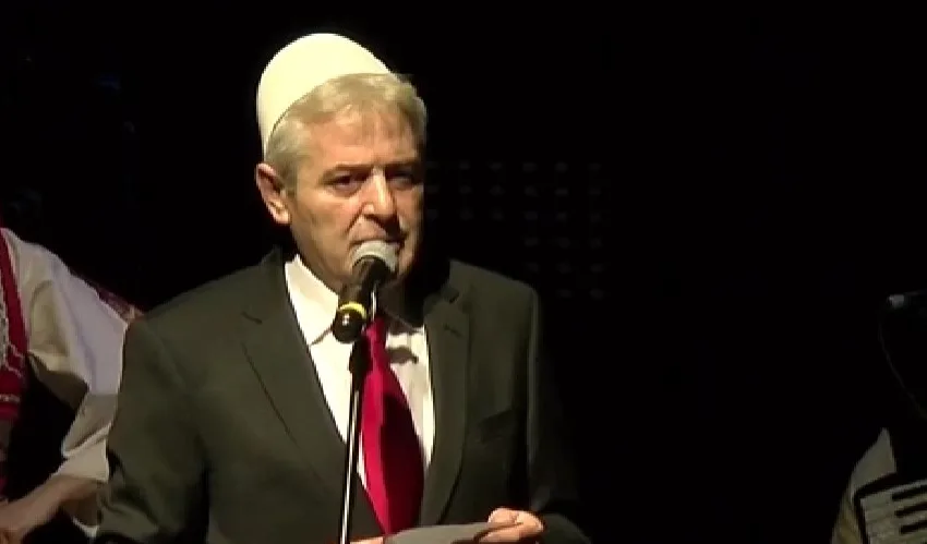  Ахмети се сеќава на разговорот со Црвенковски: Му реков, не сум кираџија во мојата земја!