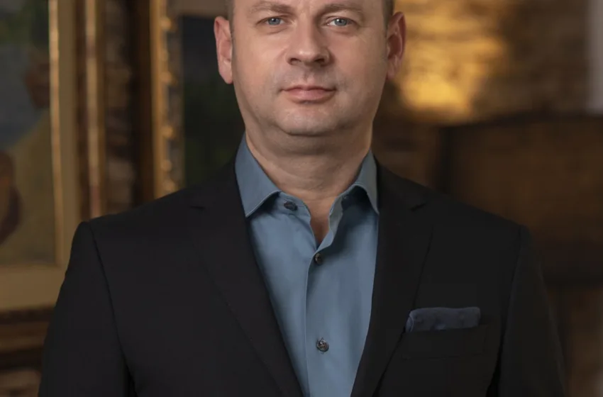  МУКАЕТОВ ЗА „ЕКОНОМИСТ“: „Алкалоид“ целосно се стреми кон ЕСГ стратегијата – нагласена грижа за животната средина, безбедноста на вработените и поддршка на заедницата