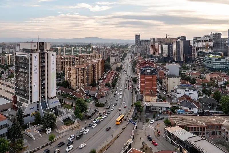  Спахиу: Стотици илјади ќе го напуштат Косово со визната либерализација