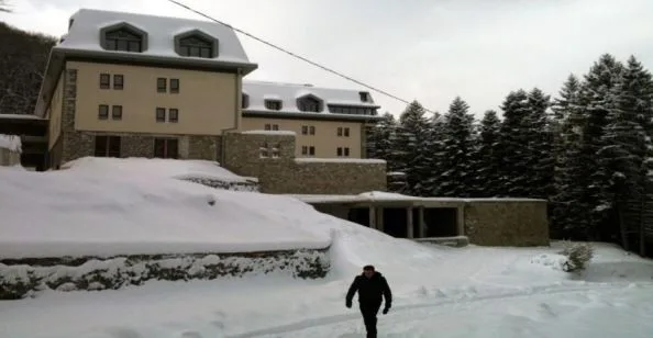  ХОТЕЛ ВО КРУШЕВО, ФАБРИКА ЗА ВЕЛОСИПЕДИ ВО КУМАНОВО – Некогаш големи деловни објекти, сега зјаат празни, еве што продаваат домашните банки