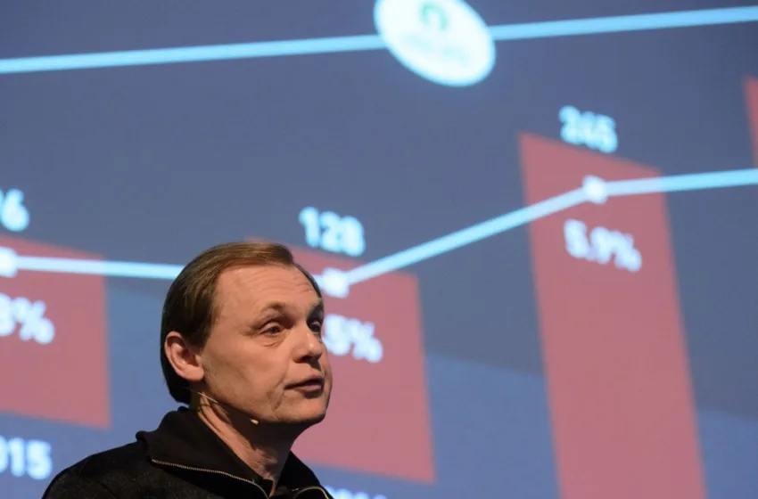  ЗОШТО 60.000 ВРАБОТЕНИ ВО АДИДАС ГО ИМААТ БРОЈОТ НА МОБИЛНИОТ ТЕЛЕФОН НА СВОЈОТ ДИРЕКТОР – еве што постигна со таа отвореност