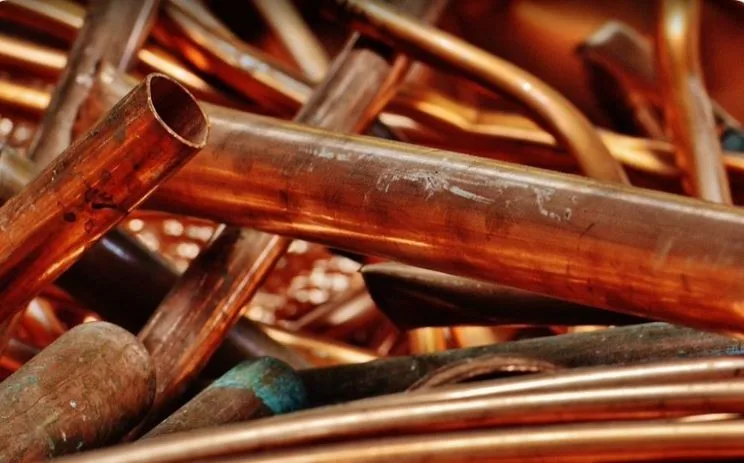 КАКО БАКАРОТ И ЛИТИУМОТ ЈА МЕНУВААТ ЈУЖНА АМЕРИКА? Богати со природни богатства, но слаби економии