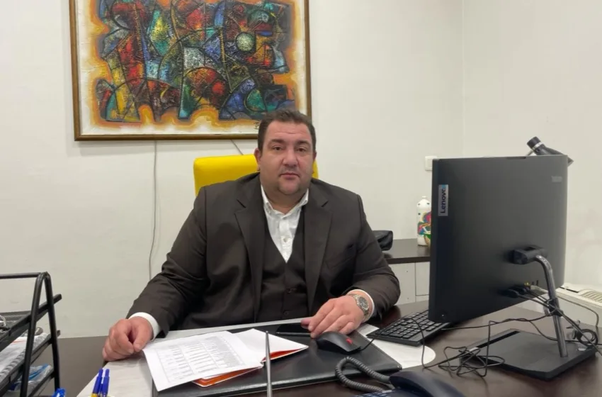  Сретен Миладиноски продаде акции, па стана директор на Агенција за пошти