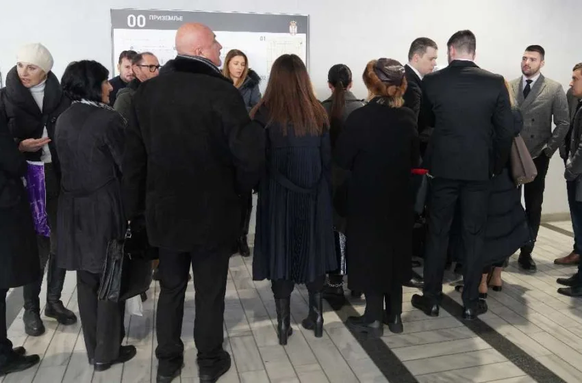  Започна судењето на родителите на Коста – масовниот убиец од ОУ „Владислав Рибникар“