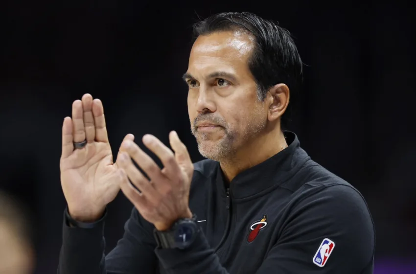  Чекаше сопругата да го остави, па го потпиша најголемиот договор во историјата на НБА