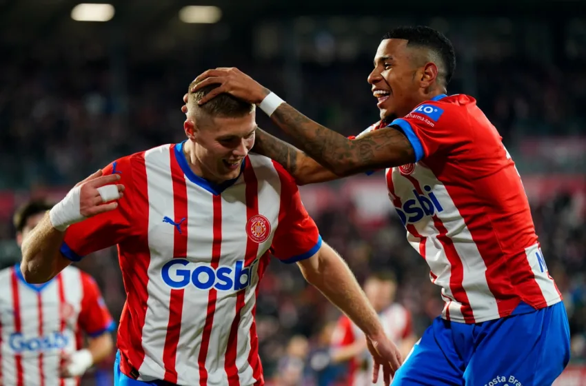  Жирона ја прегази Севилја, Довбик за само шест минути постигна – три гола (ВИДЕО)