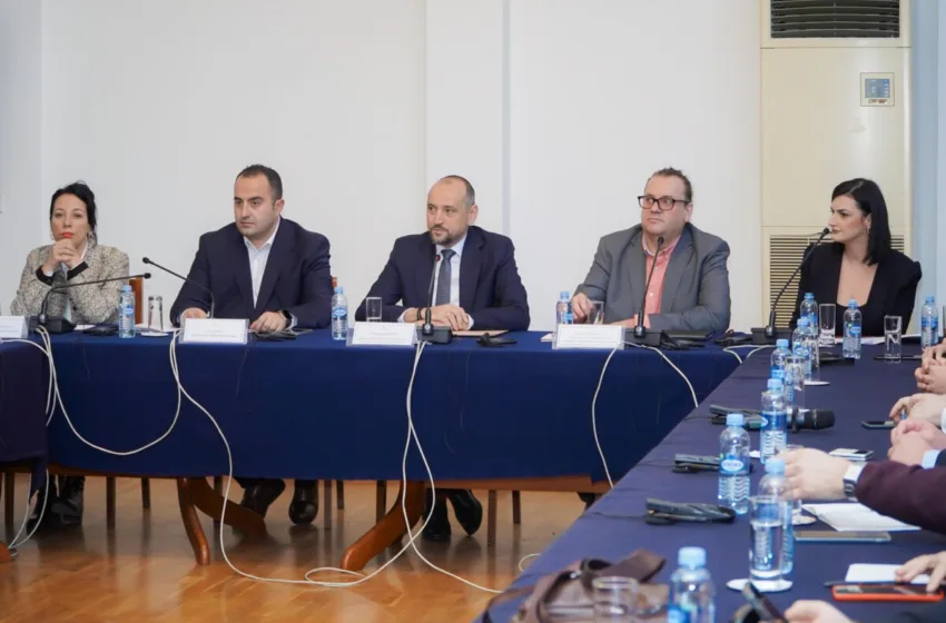 Jавна дискусија за нацрт текстот на „Националната стратегија за развој на интеркултурализмот и општествената кохезија, 2024-2026”