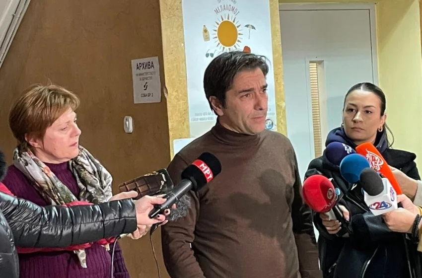 Д-р Петличковски: Зголемување на бројот на случаи со грип, задолжително носење маски во здравствените установи, во домовите кои згрижуваат стари лица