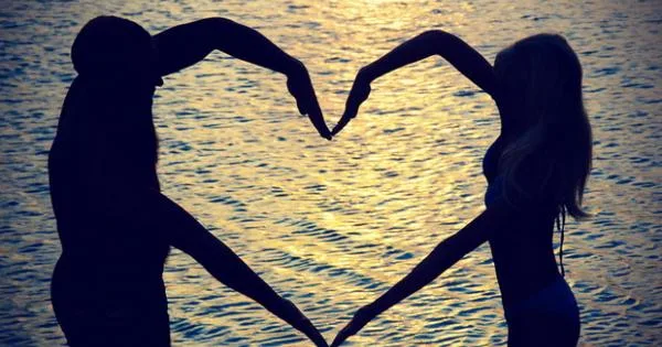  Најромантичните мажи од зодијакот, тие ќе ве чуваат како малку вода на дланка