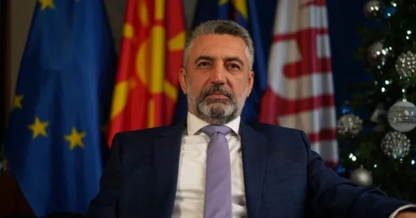  Зечевиќ за Божиќ: Симболот на раѓањето нова надеж, нека биде поттик за добри дела и нова можност за сегашните и идните генерации