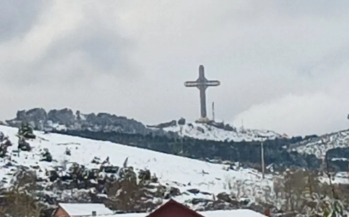 Променливо облачно, температурите од -10 до 8 степени!