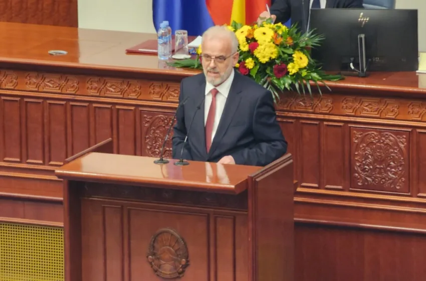 Џафери: Нема да дозволам отстапување од надлежности дефинирани со Уставот