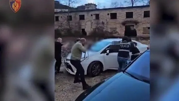  Спречен шверц на дрога, оружје и муниција од албанска на македонска територија